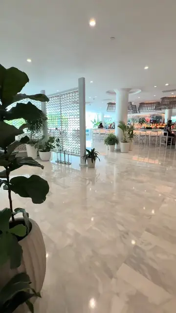 @La Concha Resort 10/10 highly recommend! This was one of/if not the best trip I