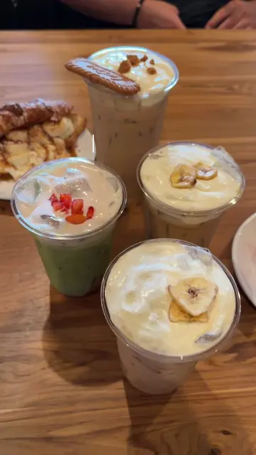 Cute new cafe alert! @Social Bean Tempe ☕️ is currently in their soft opening an