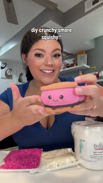 diy crunchy smore squishy!! i am soo excited for the result! #diysquishy #crunch