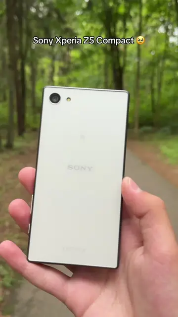 Sony Xperia Z5 Compact (black & white colours) nostalgia 🥹 #oldphone #oldphones