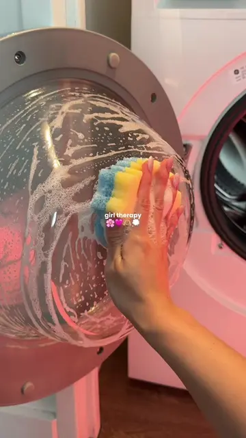 my girl therapy 🎀 there’s just something so satisfying about cleaning 🫧 #Clean