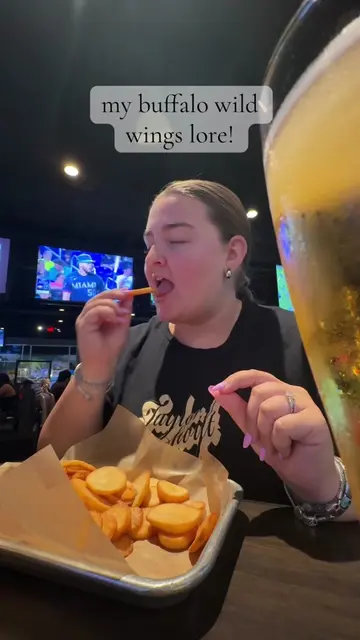 @Buffalo Wild Wings it's all love from me bb #buffalowildwings #bww #throwbackme