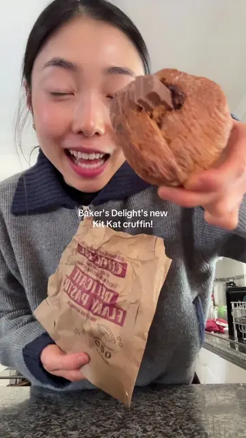 Bakers Delight does it right again 🤎 #bakersdelight #kitkat #cruffin #tastetest