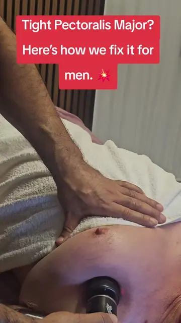Helping this male client fix his posture and release stubborn chest tightness! �