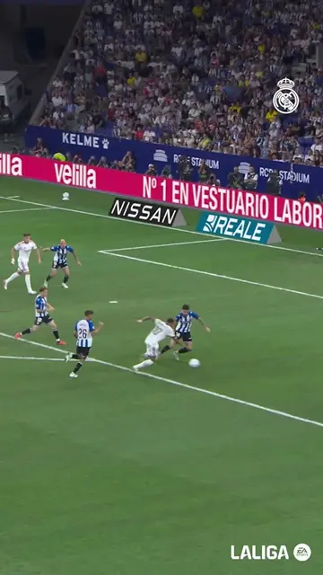 💭 An unforgettable moment for #CarlosEspí! #LaLigaHighlights #RealMadrid  