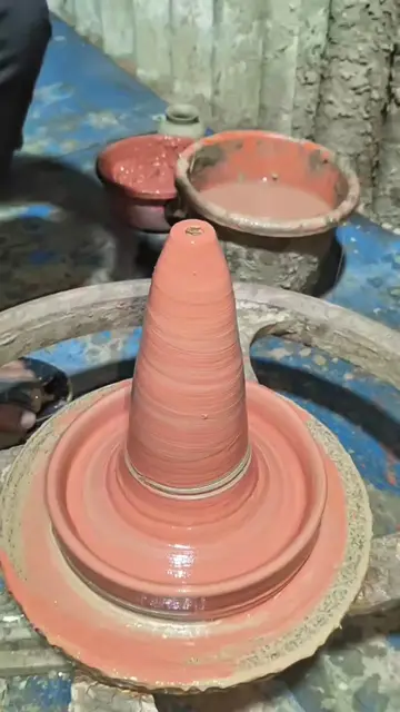 Satisfying Pottery Art & Craft The ultimate stress relief in one thread slice  D