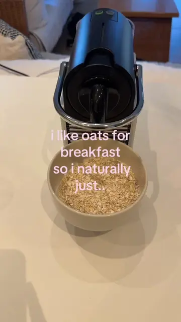 I had to give this coffee oats thing a try!! It was the perfect balance between 