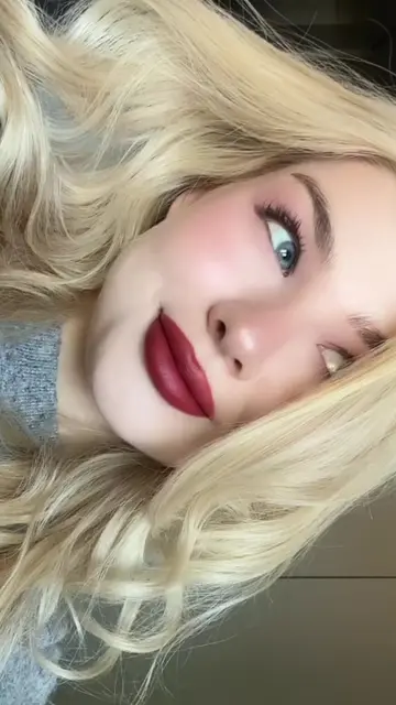 iconic red lips ❤️‍🩹  using airy velvet lip lacquer - r666 from @COLORKEY COSME