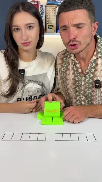 Who can form a word faster🔥🔥🔥A very simple game for home😱😱😱#challenge #gam