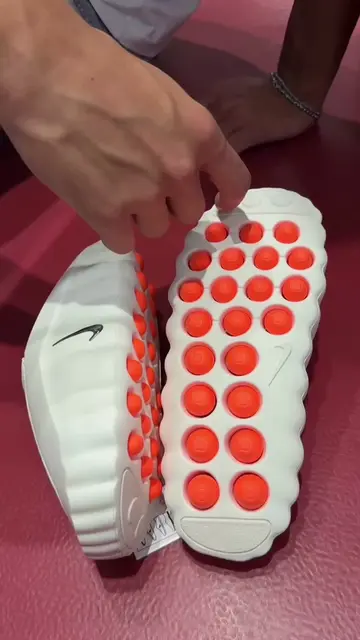 🧠 NIKE MIND 001 🔥 Una delle Nike più particolari del momento… e sono arrivate 