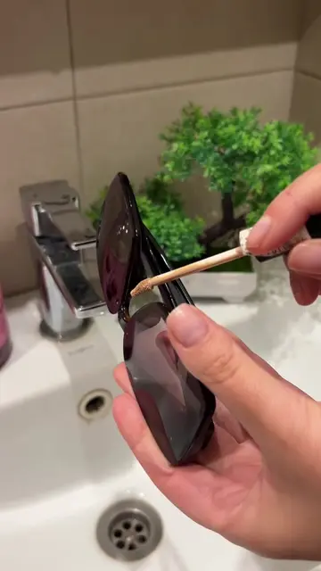 My makeup artist taught me this #womentips #LifeHack 