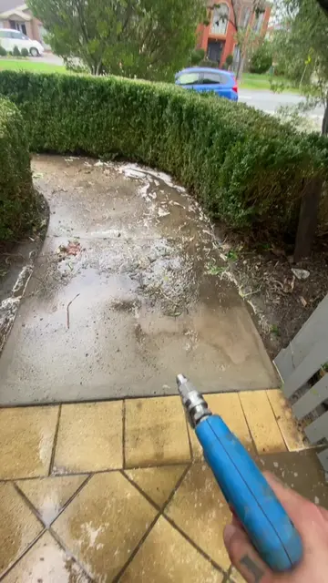 the kind of clean you can’t stop watching 💦 bringing tired surfaces back to lif