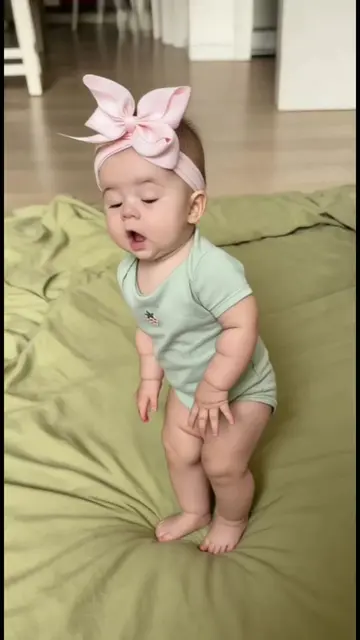 🤣🤣🤣💨💨💨#capcut #capcutpioneer #pioneertemplate #baby #ai 