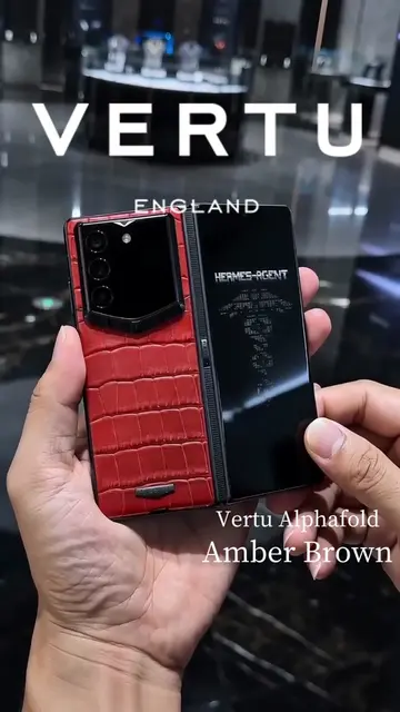 Next-gen intelligence in the palm of your hand. 🧬📱 When bleeding-edge molecula