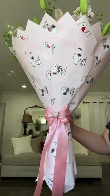 Snoopy + Lilies 🌸🐾✨ - - Message us on IG: sweetbloomingblossoms or text (909) 
