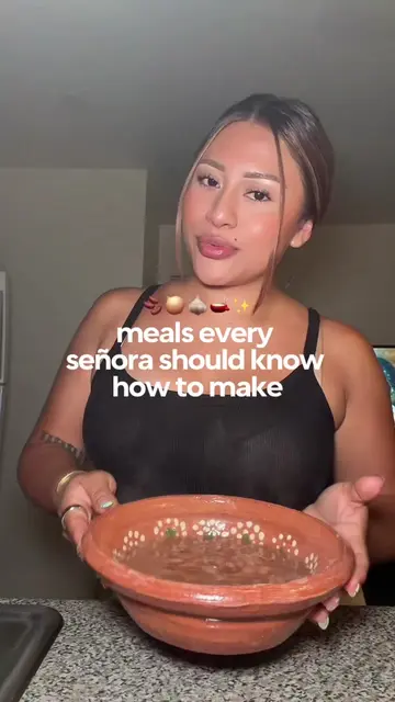 another señora essential 🫘🧅🧄✨ nothing beats a fresh olla de frijoles made fro