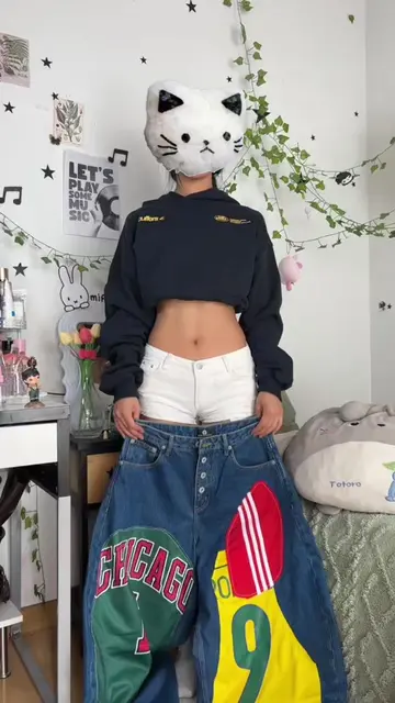I think I ate 🥀 holy pants too omg #streetwear #pinterestinspo #fashiontiktok 