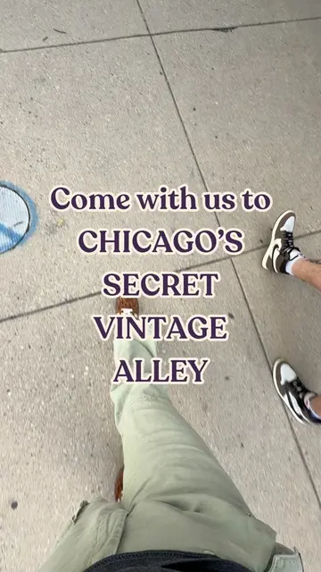 Chicago vintage people, I’m giving away one of my favorite little secrets 👀 The