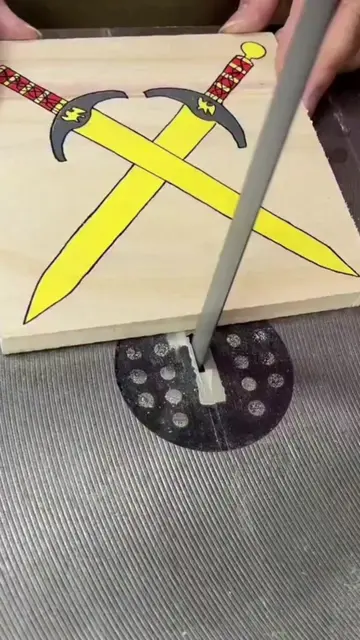 Two Swords Carved Into Wood! ⚔️🪵🤯 Watch a simple piece of wood transform into 