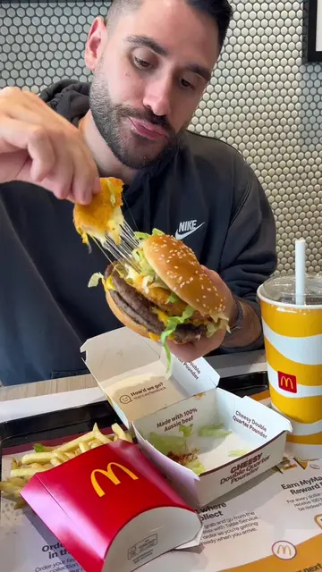 🧀 Think you can beat our Macca’s cheese pull? 👀 The Cheesy Range is BACK at @M