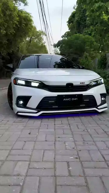 A Honda Civic 1.5 RS Turbo that catches attention from every angle.