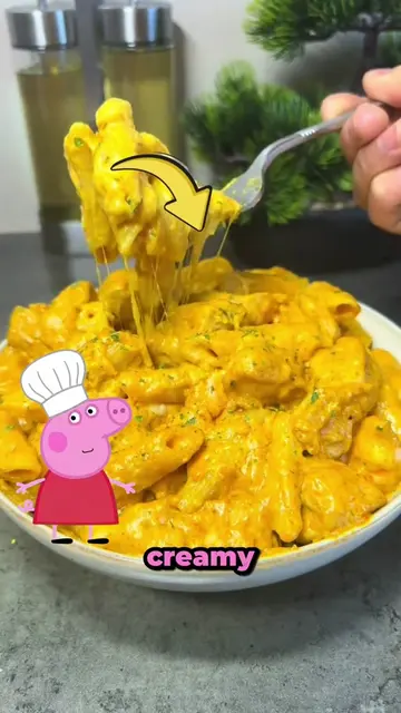 The perfect creamy chicken pasta after a long day 🍝🧀 #EasyRecipe #pastarecipe 