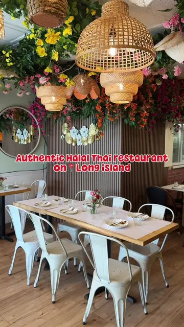 A gorgeous new Halal Thai restaurant just opened and you NEED to add this one to