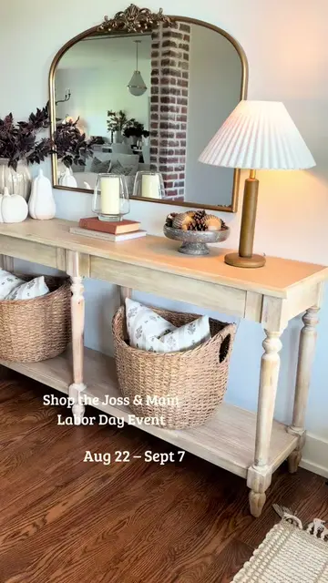 A few little finds that make home feel extra cozy for fall 🤎🍂 Shop the Joss & 