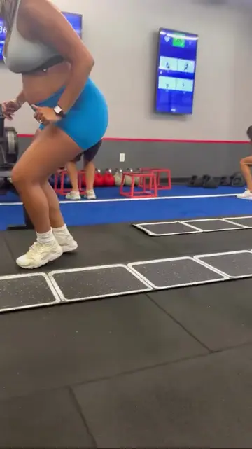 Dodging the negativity on this hump day 😊