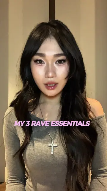 these are 3 things I always prep before a rave 🪭🤍found so many cute + practica