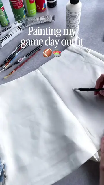 Paint my game day outfit with me! 🖤❤️Countdown Till the first game ! @Valdosta 