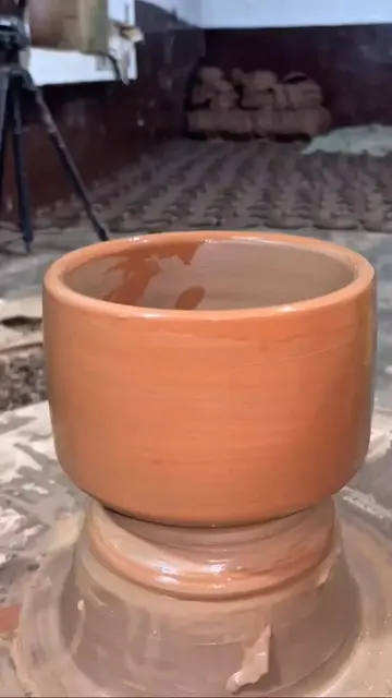 The smoothest wire cut on wet clayDid this bring you peace? Drop a ❤️and comment