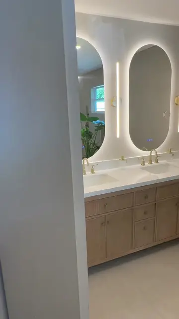 My master bathroom renovation is finally coming together! 🤎 This double vanity 
