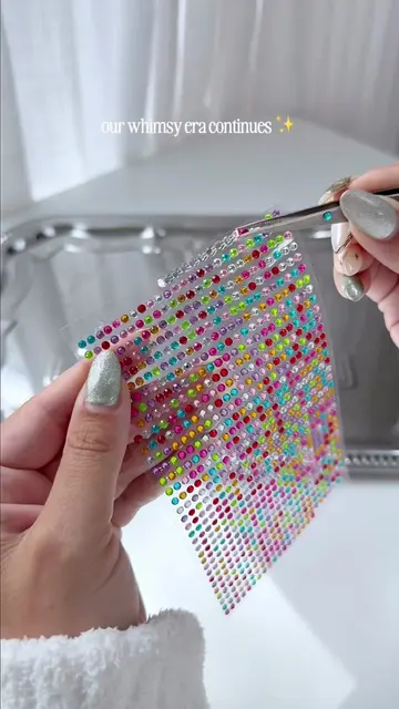 A little whimsy never hurt anybody💗 SEND this to the girlie who would bedazzle 