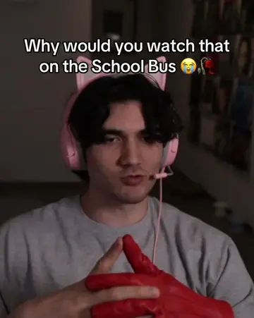 Why would you watch that on the School Bus 😭🥀 #austyn #autsyn