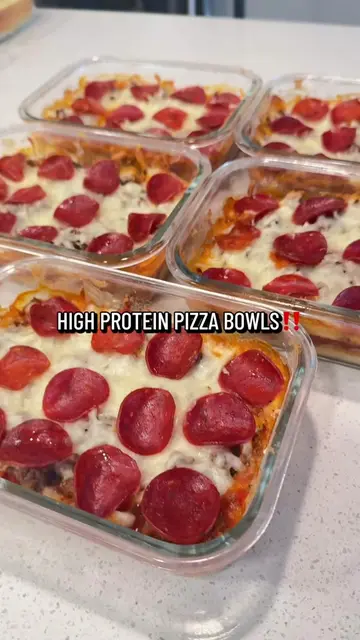 🔥 621 Calories 💪 63g Protein 🍞 38g Carbs 🥚 24g Fat Macros are per bowl 🍕 Hi