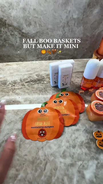 Mini fall boo baskets are oficially back! I think these are my fav🥹🍂🧡 #fallbo