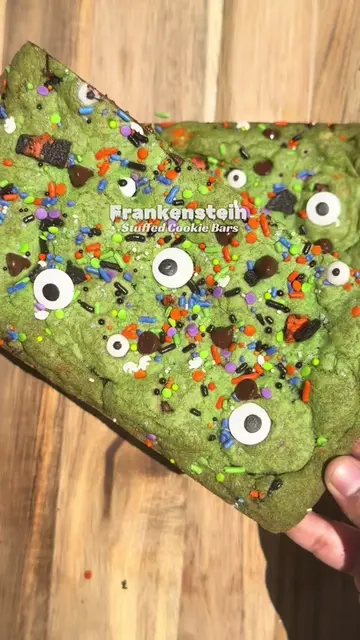 Frankenstein Cookie Bars Ingredients -9 Pillsbury pumpkin sugar cookies -9 Hallo