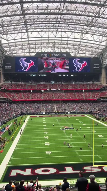 Texans game day at NRG Stadium hits different! 🤘🏈 Tap the ticket link on this 