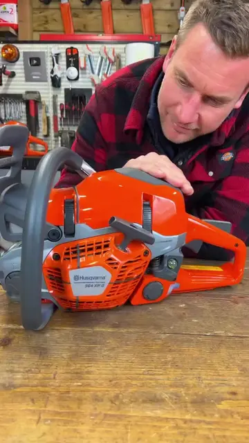 Unboxing & assemblage de la nouvelle Husqvarna 564 XP G ! 📦 Du déballage aux pr