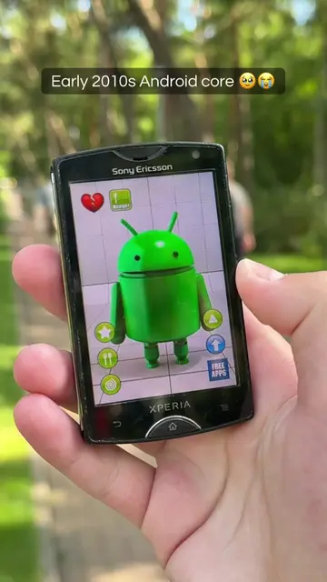 The phone belongs to @𝟐𝟎𝟏𝟎  #oldphone #oldphones #2010snostalgia #android #n