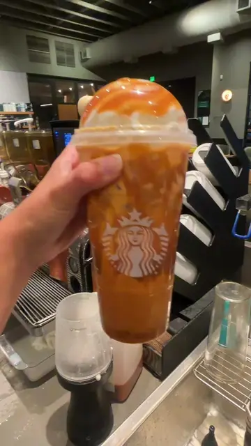 Introducing PUMPKINNNNNN 🎃#fyp #foryoupage #starbucksdrinks #starbucks #sbux 