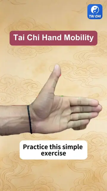 Simple Tai Chi hand mobility practice 👆More Tai Chi practice on my profile #tai