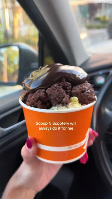 @The Scoop N Scootery your sundaes are too good 😍 #icecream #sweettreat #scoopn