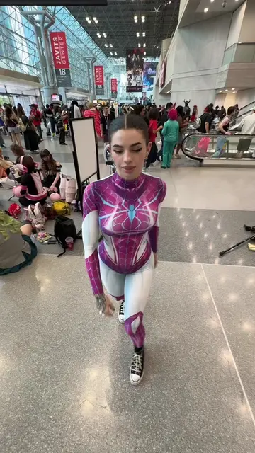 only 3 cosplays for animenyc this year :/ 