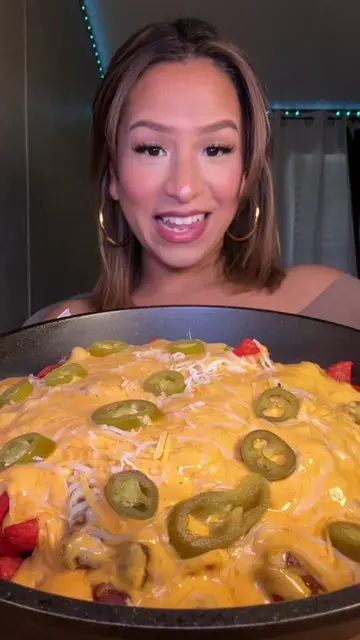 Lets make a chili frito pie! 💕 #mukbang #mukbangasmr #mukbangvideo #eatingasmr 