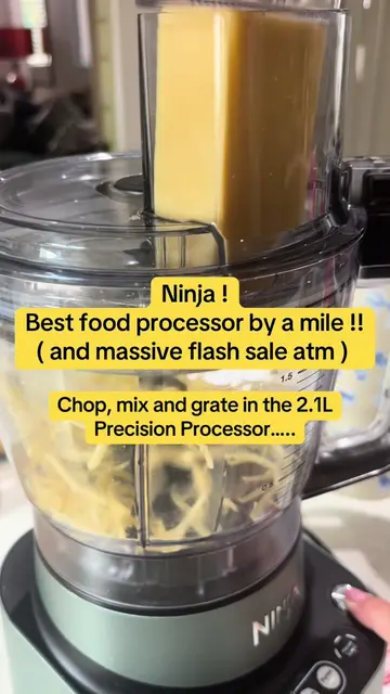 If you’ve been thinking about getting a food processor, this one is definitely w
