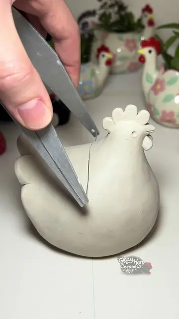 Explaining my process of making the maraca hen with six trapped babies! Don’t wo