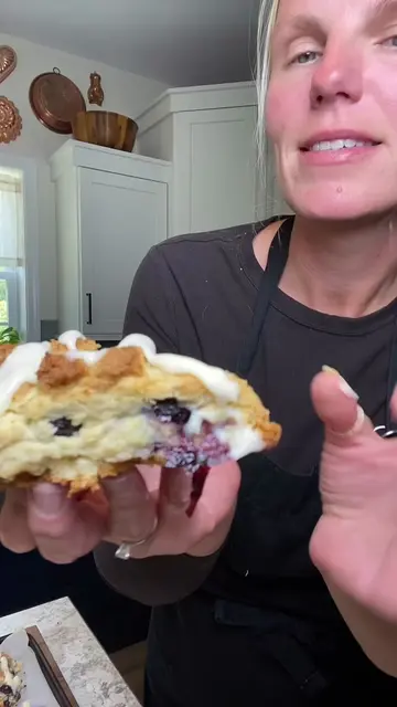 The best blueberry scone recipe! #scones #bluberry #EasyRecipe #baking  Ingredie