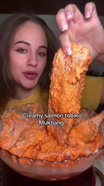 I mispronounced tobiko I thought it was with a P #fyp #salmon #tobiko #mukbang #